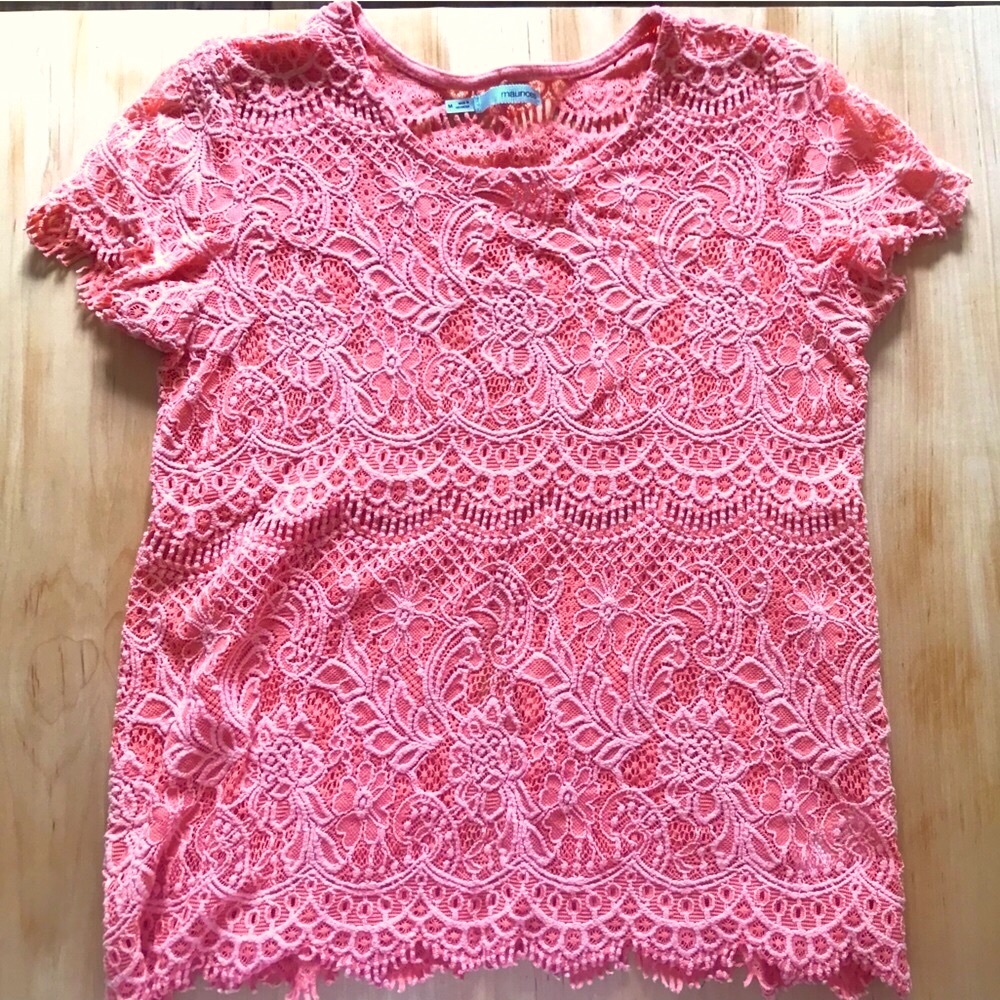 Beautiful coral  color Maurices lace top